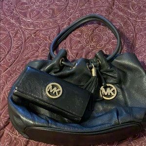 MK black purse & wallet